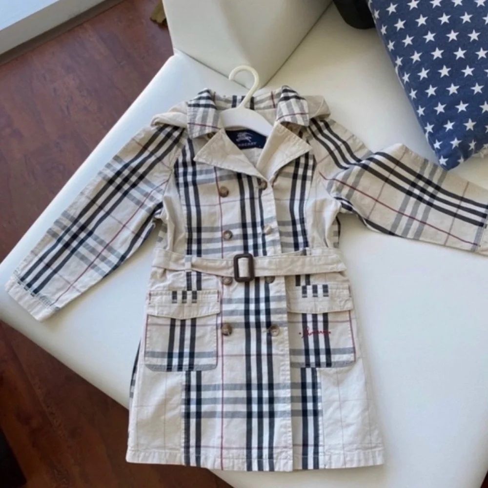 Kid Coat trench hood 4T Burberry beige (name inside)